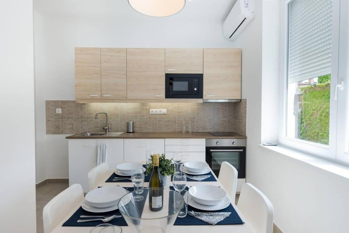 בודפשט Trendy Central Apartment At Castle מראה חיצוני תמונה
