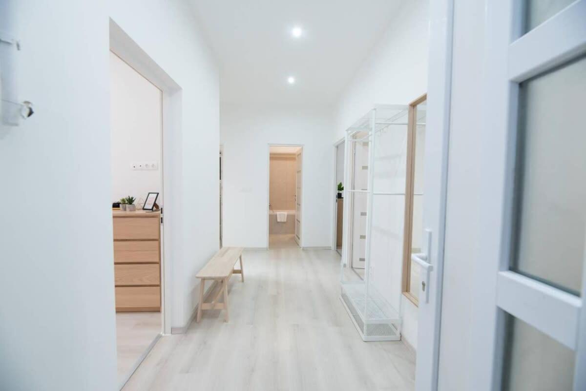 בודפשט Trendy Central Apartment At Castle מראה חיצוני תמונה