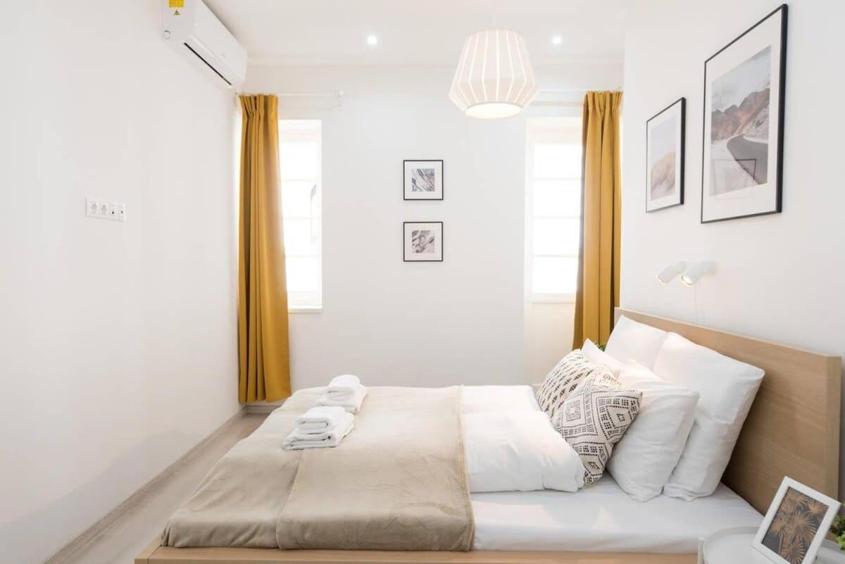 בודפשט Trendy Central Apartment At Castle מראה חיצוני תמונה